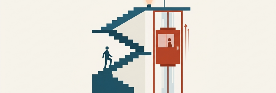 Diferencia entre SEO y SEM representada con escaleras y ascensor